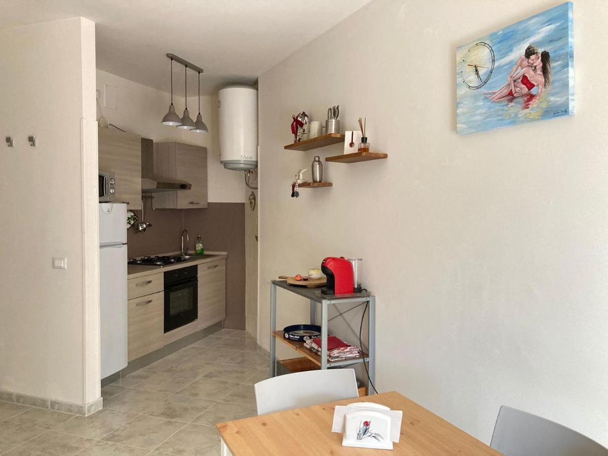 Appartamento a Peschiera del Garda con piscina ID I00538 Esterno foto